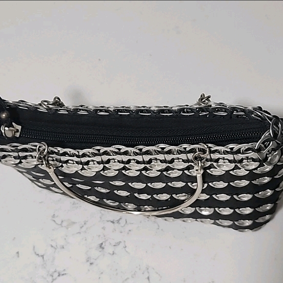Upcycled Soda Tabs & Recycled Rubber Handbag With Stainless Steel Handles - Picture 3 of 6